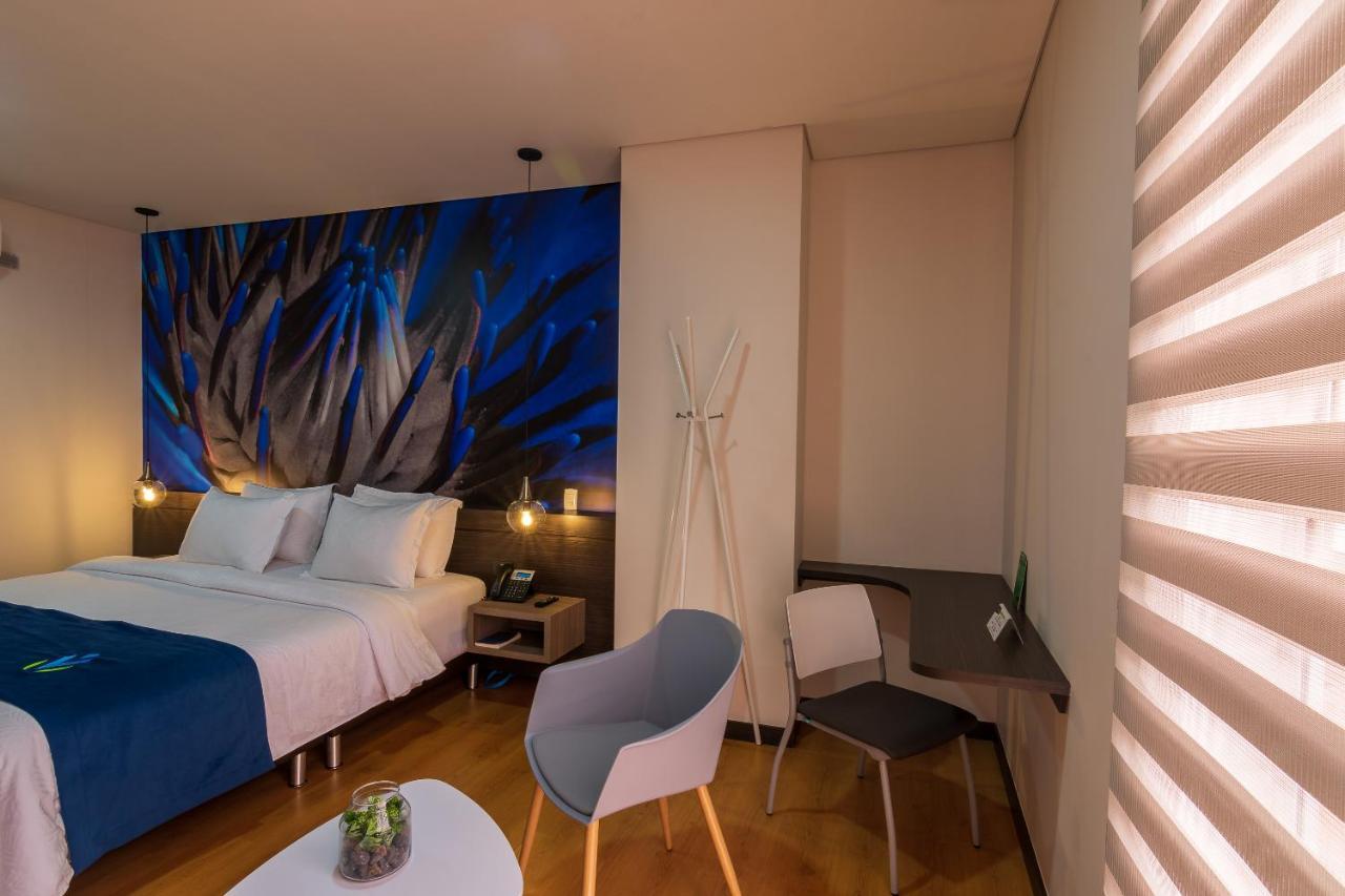 Hotel Vivre เมเดยิน ภายนอก รูปภาพ